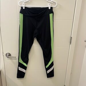 PINK Victoria’s Secret: Black and Green Leggings